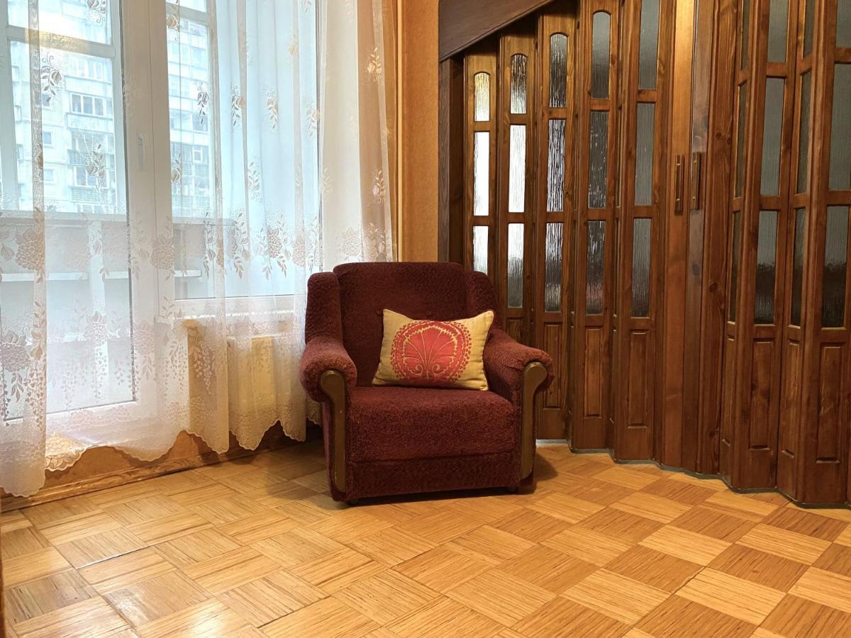 Spacious 3-Room Apartment & Parking Riga Luaran gambar